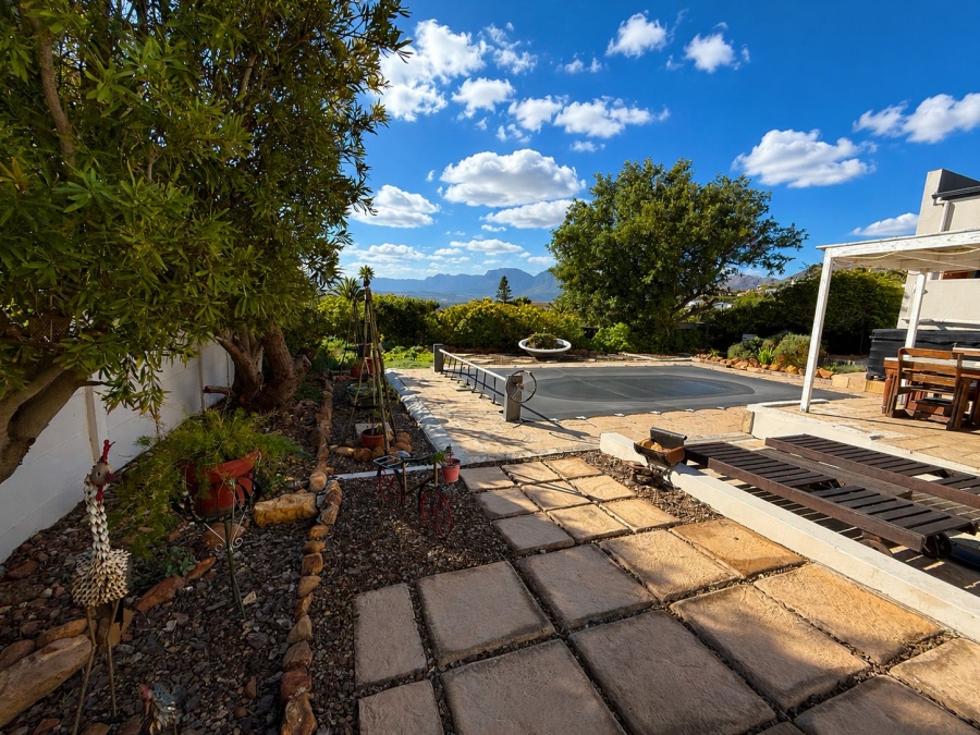 3 Bedroom Property for Sale in Mountainside Western Cape